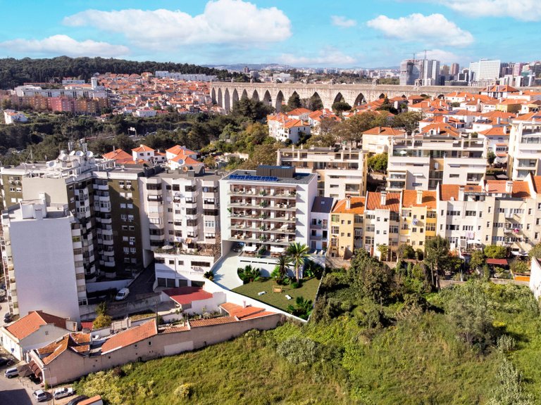 Apartment for Sale in Campolide, Lisboa, Lisbon, Portugal 11