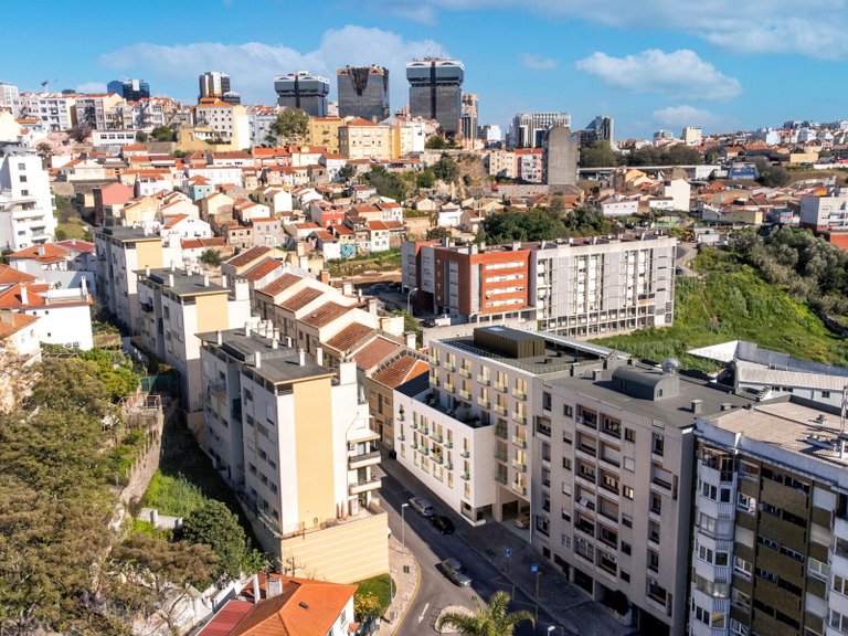 Apartment for Sale in Campolide, Lisboa, Lisbon, Portugal 13