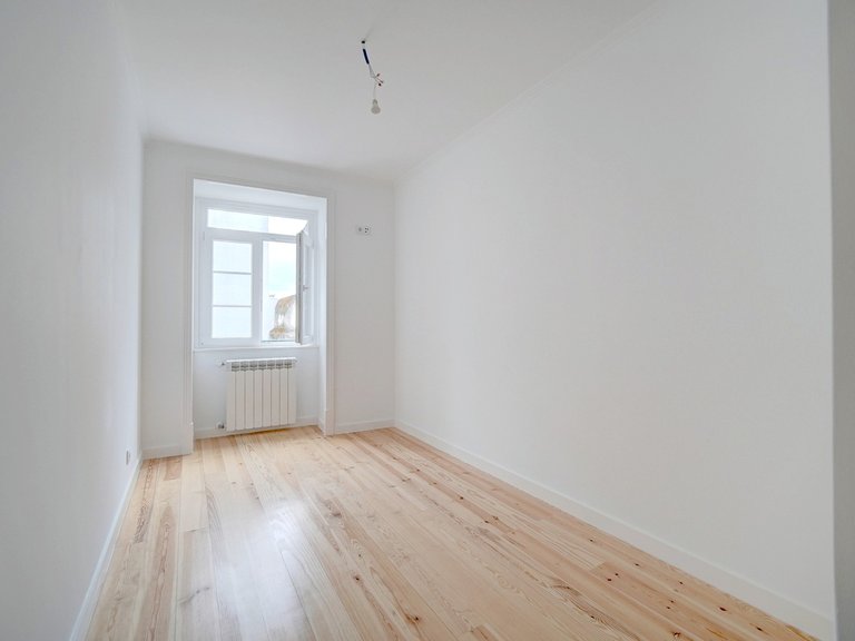 Apartment for Sale in Misericórdia, Lisboa, Lisbon, Portugal 9