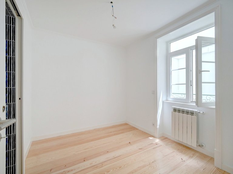 Apartment for Sale in Misericórdia, Lisboa, Lisbon, Portugal 18