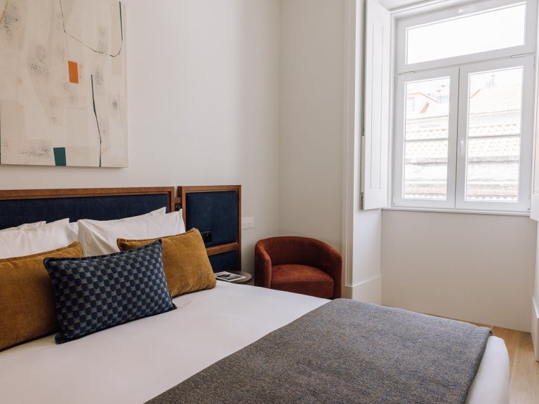 Apartment for Sale in Estrela, Lisboa, Lisbon, Portugal 23