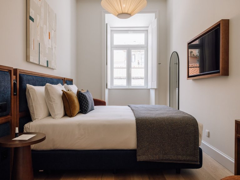Apartment for Sale in Estrela, Lisboa, Lisbon, Portugal 24
