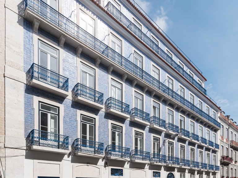 Apartment for Sale in Estrela, Lisboa, Lisbon, Portugal 37