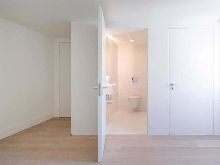 Apartment for Sale in Santo António, Lisboa, Lisbon, Portugal 8