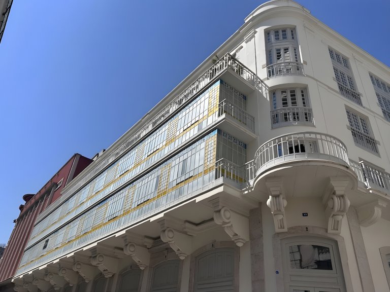 Apartment for Sale in Santo António, Lisboa, Lisbon, Portugal 23