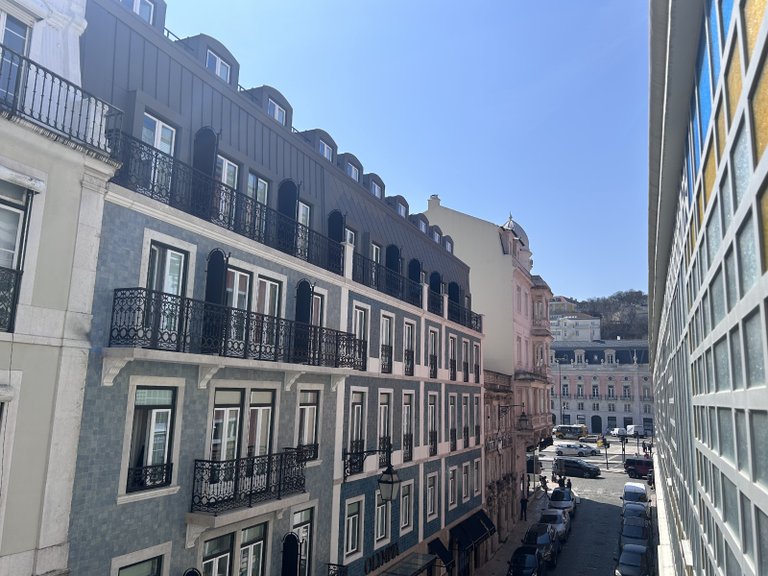 Apartment for Sale in Santo António, Lisboa, Lisbon, Portugal 21
