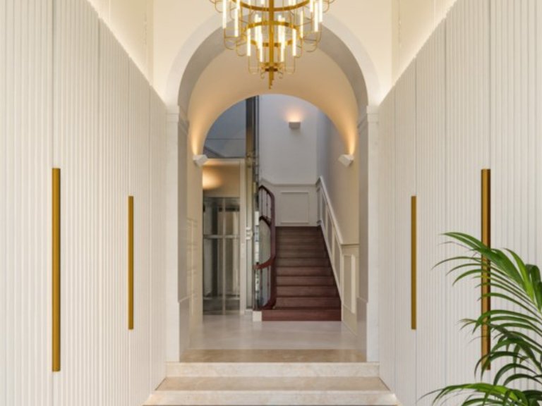 Apartment for Sale in Estrela, Lisboa, Lisbon, Portugal 10