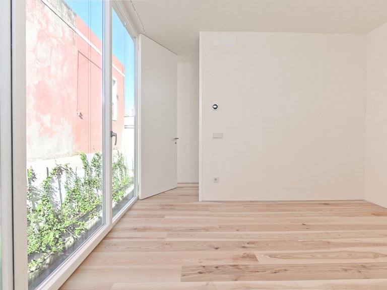 Apartment for Sale in Marvila, Lisboa, Lisbon, Portugal 11