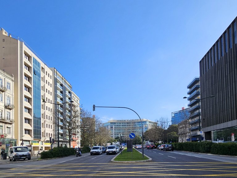 Apartment for Sale in Avenidas Novas, Lisboa, Lisbon, Portugal 19