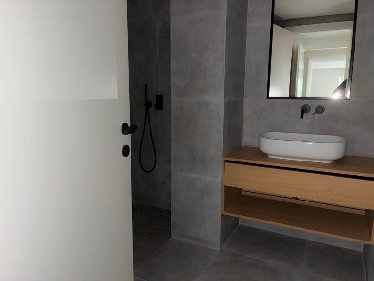Apartment for Sale in Avenidas Novas, Lisboa, Lisbon, Portugal 7