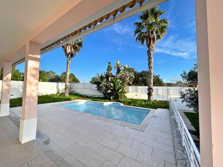 Villa for Sale in Sesimbra (Castelo), Sesimbra, Setúbal, Portugal 1