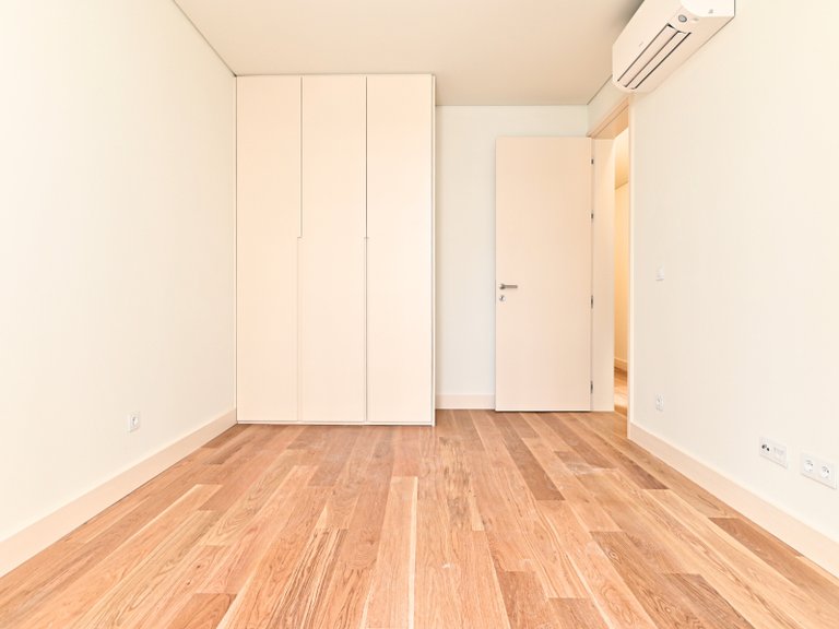 Apartment for Sale in Misericórdia, Lisboa, Lisbon, Portugal 11