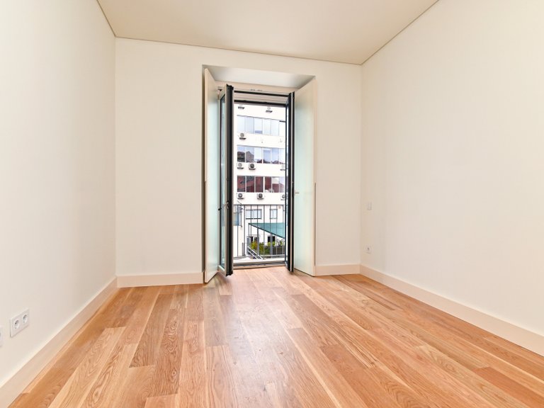Apartment for Sale in Misericórdia, Lisboa, Lisbon, Portugal 10
