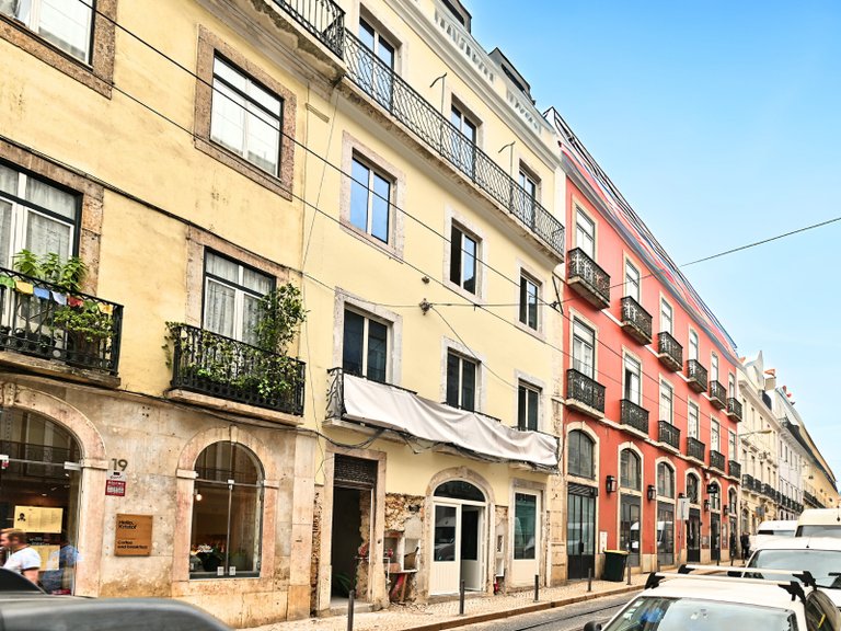 Apartment for Sale in Misericórdia, Lisboa, Lisbon, Portugal 18