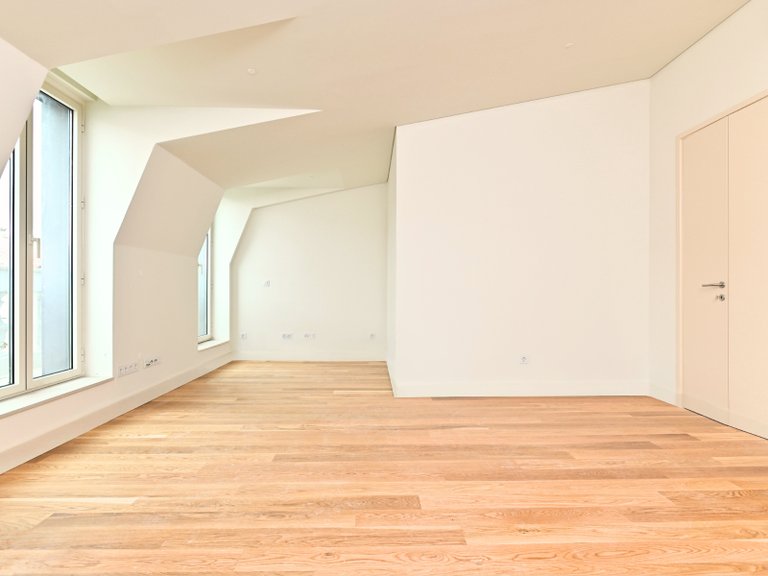 Apartment for Sale in Misericórdia, Lisboa, Lisbon, Portugal 5
