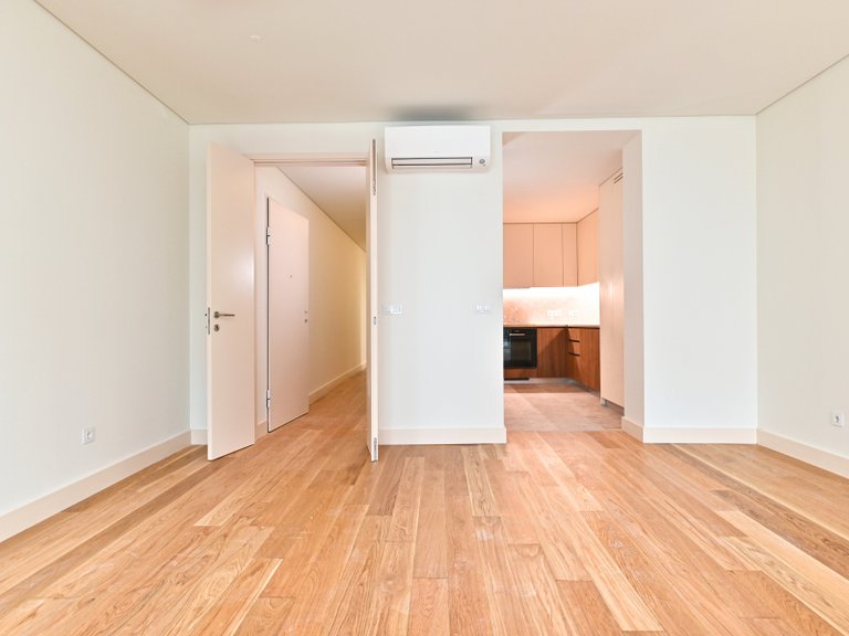 Apartment for Sale in Misericórdia, Lisboa, Lisbon, Portugal 7