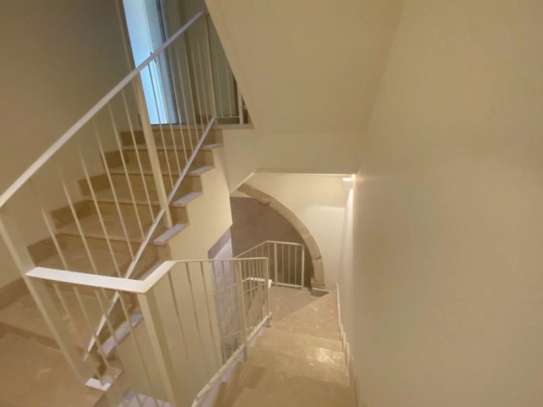 Apartment for Sale in Misericórdia, Lisboa, Lisbon, Portugal 24
