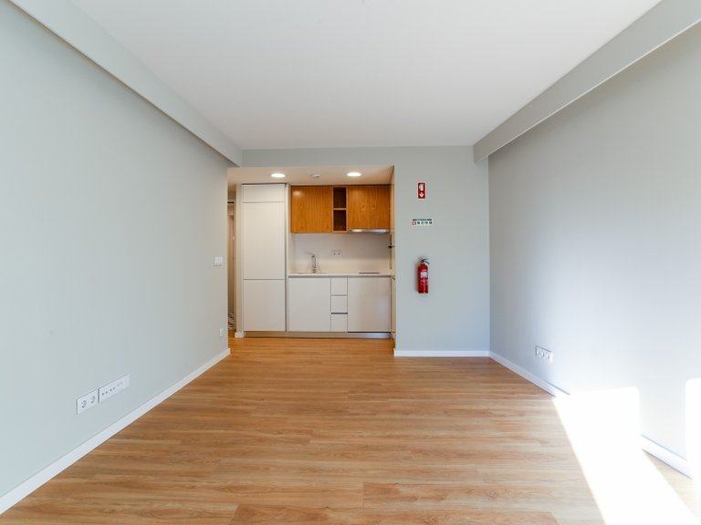 Apartment for Sale in Santo António, Lisboa, Lisbon, Portugal 7