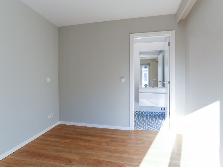 Apartment for Sale in Santo António, Lisboa, Lisbon, Portugal 11
