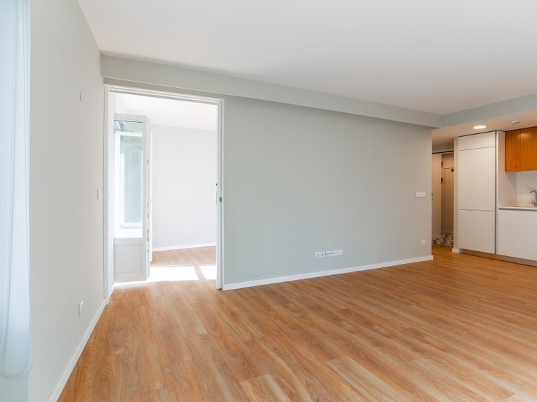 Apartment for Sale in Santo António, Lisboa, Lisbon, Portugal 14