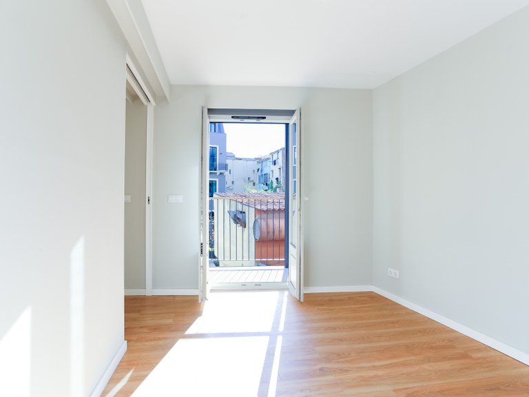 Apartment for Sale in Santo António, Lisboa, Lisbon, Portugal 19
