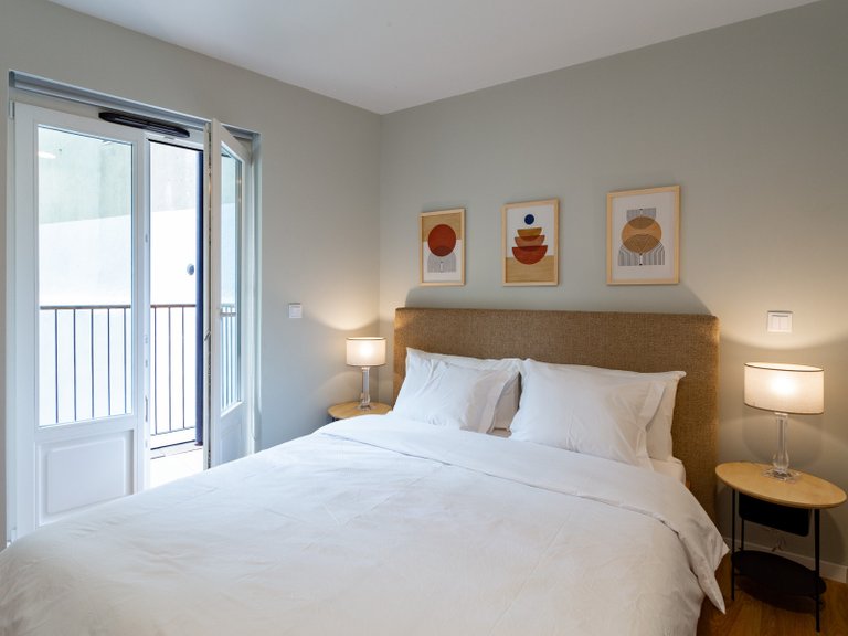 Apartment for Sale in Santo António, Lisboa, Lisbon, Portugal 43