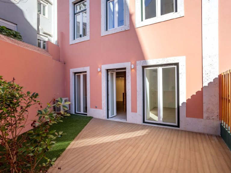 Apartment for Sale in Campolide, Lisboa, Lisbon, Portugal 1