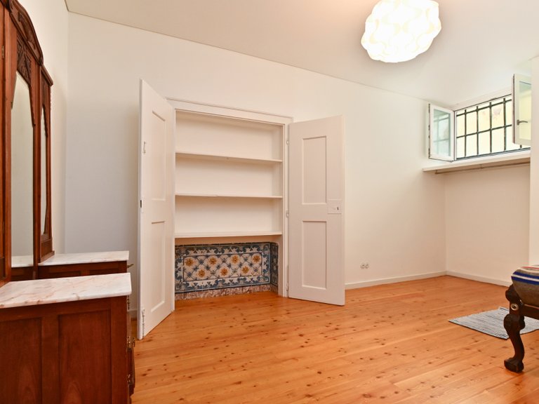 Apartment for Sale in Santa Maria Maior, Lisboa, Lisbon, Portugal 27