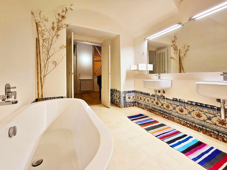 Apartment for Sale in Santa Maria Maior, Lisboa, Lisbon, Portugal 21