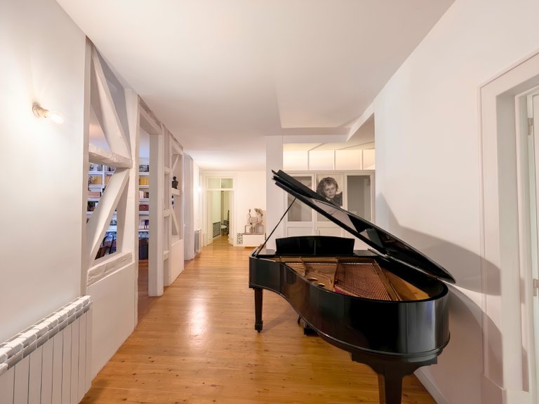 Apartment for Sale in Santa Maria Maior, Lisboa, Lisbon, Portugal 12