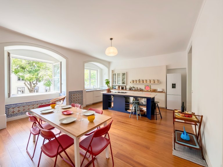 Apartment for Sale in Santa Maria Maior, Lisboa, Lisbon, Portugal 2