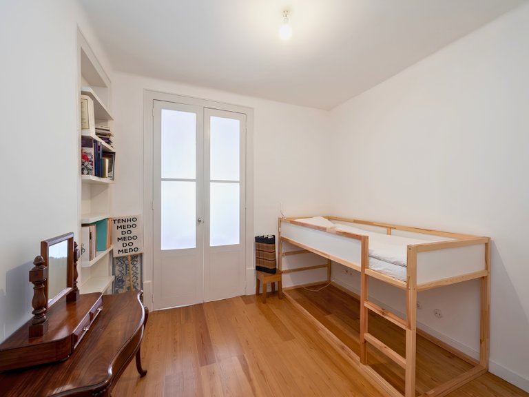 Apartment for Sale in Santa Maria Maior, Lisboa, Lisbon, Portugal 32
