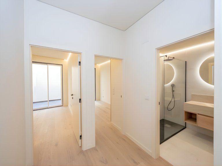 Apartment for Sale in Misericórdia, Lisboa, Lisbon, Portugal 9