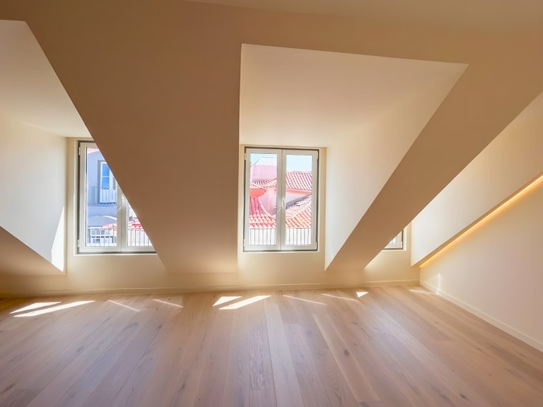 Apartment for Sale in Misericórdia, Lisboa, Lisbon, Portugal 3