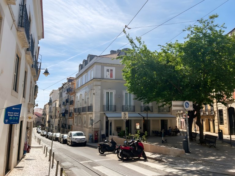 Apartment for Sale in Misericórdia, Lisboa, Lisbon, Portugal 24