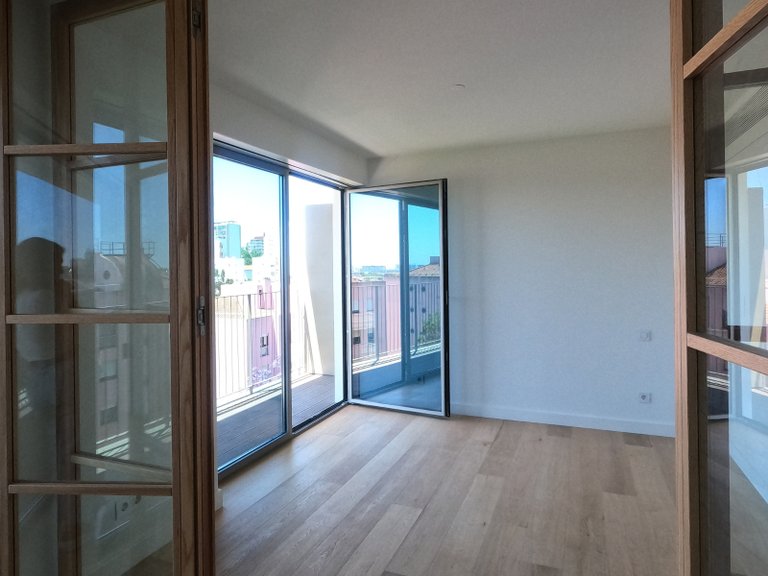 Apartment for Sale in Olivais, Lisboa, Lisbon, Portugal 2