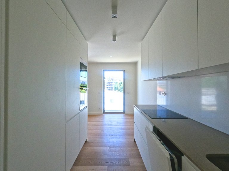 Apartment for Sale in Olivais, Lisboa, Lisbon, Portugal 3