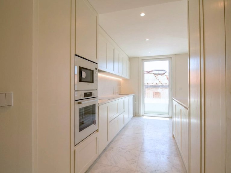 Apartment for Sale in Alcântara, Lisboa, Lisbon, Portugal 5