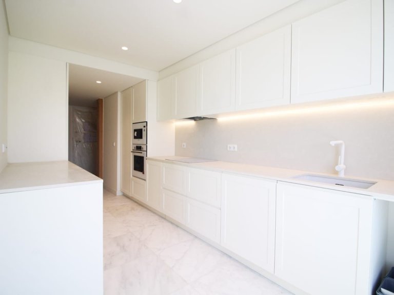 Apartment for Sale in Alcântara, Lisboa, Lisbon, Portugal 6