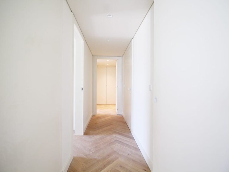 Apartment for Sale in Alcântara, Lisboa, Lisbon, Portugal 8