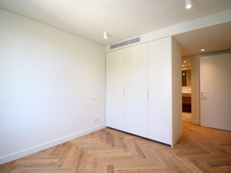 Apartment for Sale in Alcântara, Lisboa, Lisbon, Portugal 9