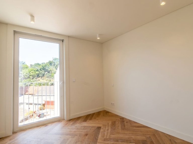 Apartment for Sale in Alcântara, Lisboa, Lisbon, Portugal 11