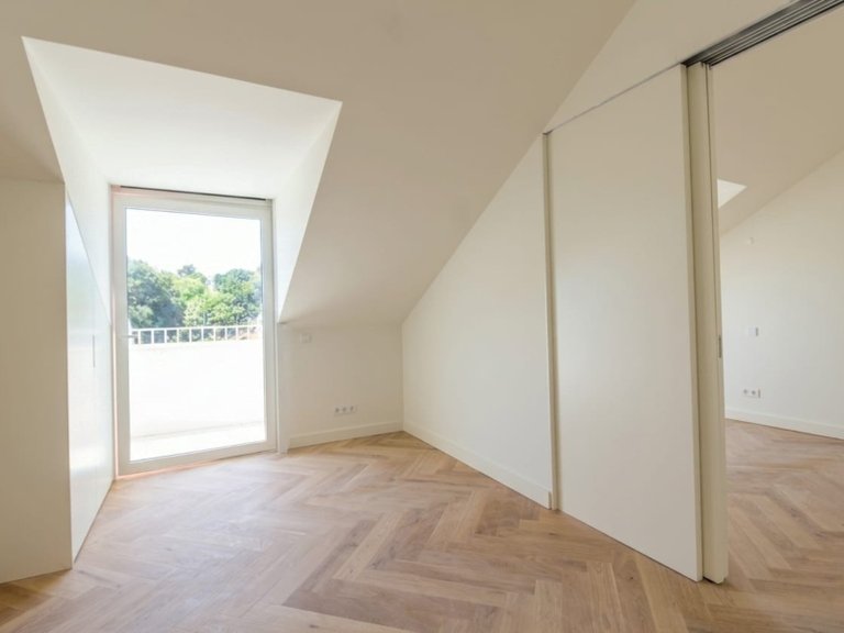 Apartment for Sale in Alcântara, Lisboa, Lisbon, Portugal 17