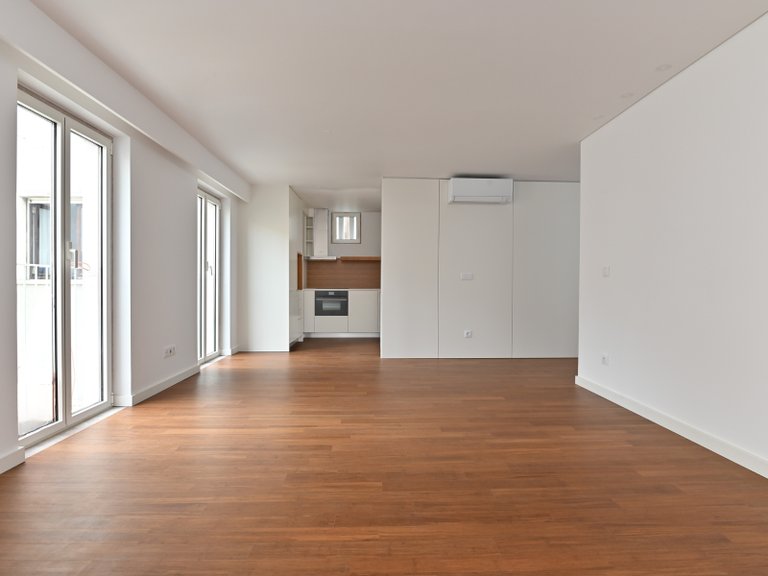Apartment for Sale in Arroios, Lisboa, Lisbon, Portugal 4