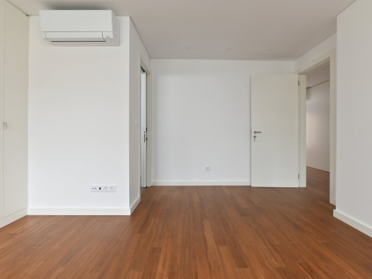 Apartment for Sale in Arroios, Lisboa, Lisbon, Portugal 15