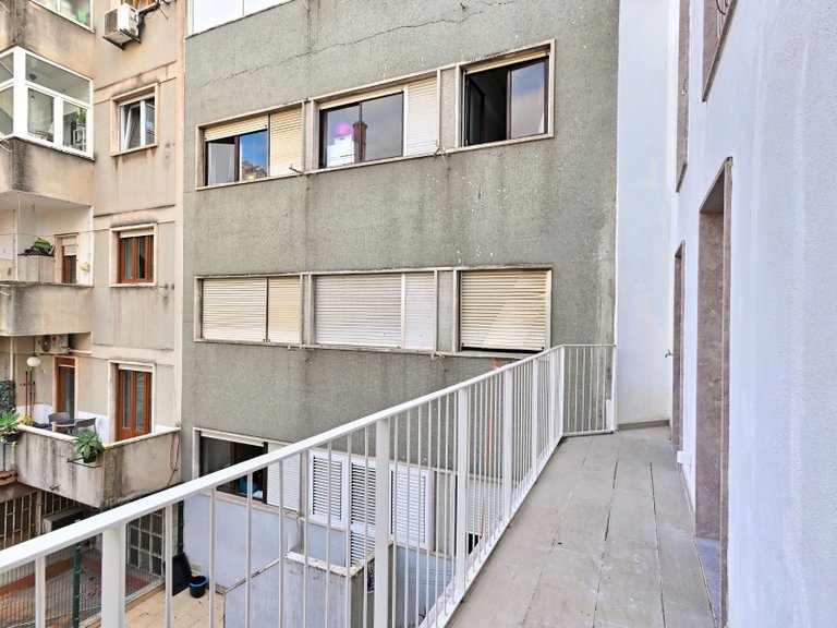 Apartment for Sale in Arroios, Lisboa, Lisbon, Portugal 21