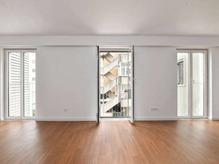 Apartment for Sale in Arroios, Lisboa, Lisbon, Portugal 8