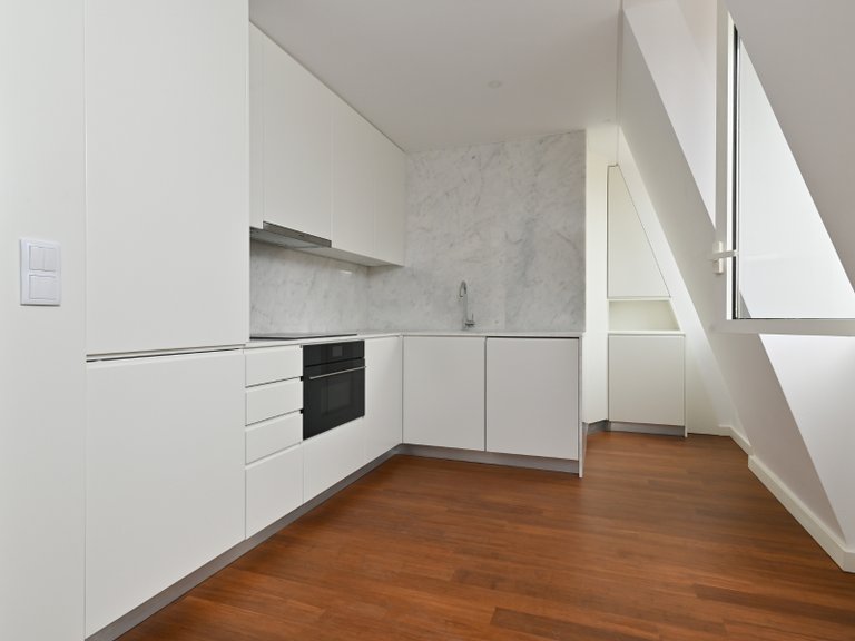 Apartment for Sale in Arroios, Lisboa, Lisbon, Portugal 7