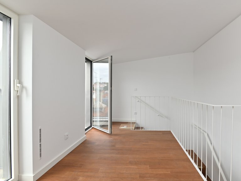Apartment for Sale in Arroios, Lisboa, Lisbon, Portugal 13