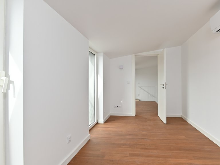 Apartment for Sale in Arroios, Lisboa, Lisbon, Portugal 15